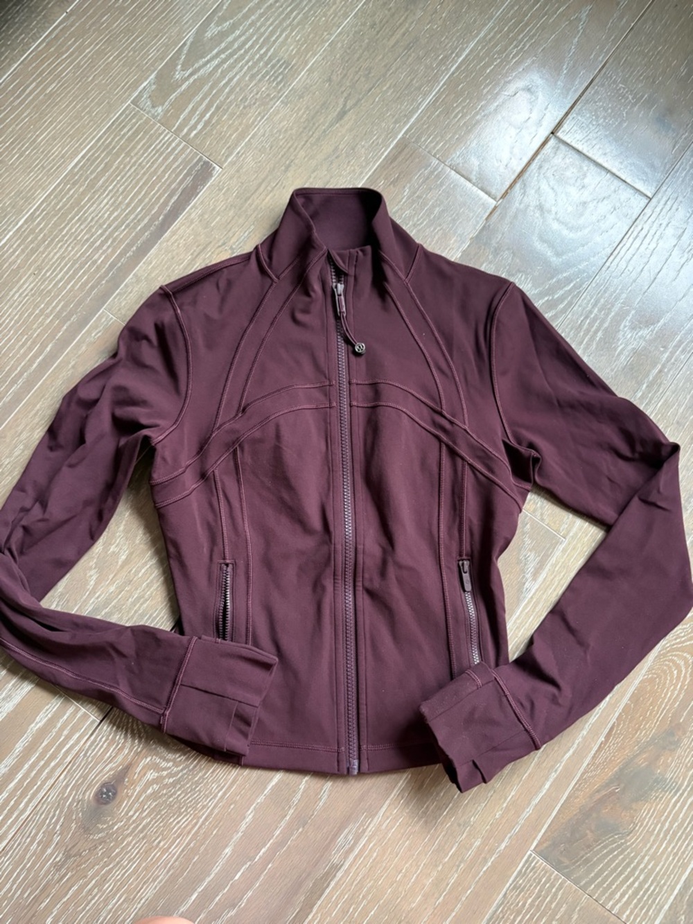 Like New! lululemon define jacket in nulu cropped size 6